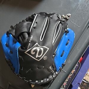 Diamond Black and Blue Youth Baseball Glove 9 1/2 Inch